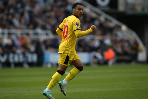 乐部对他的 乐部对他的